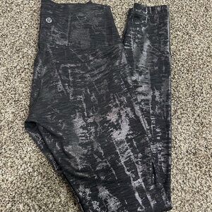 Lululemon Wonder Under Black Foil Patterned Leggings